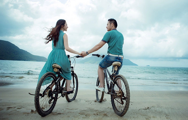 couple-bicycle